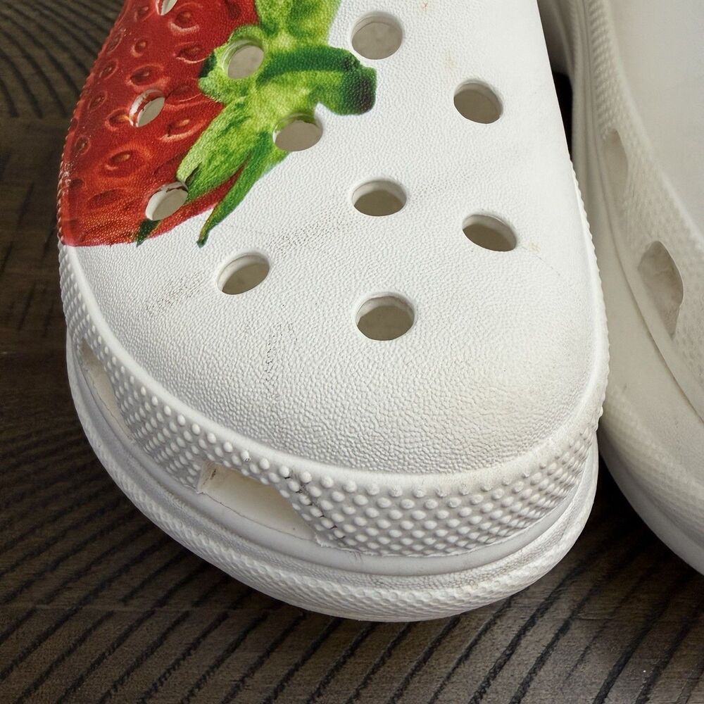 Crocs Bae Fresh Fruit Platform Clog Women's Size 8 White Red Strawberry - Picture 4 of 10